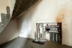 будинок за адресою Євгена Коновальця вул., 49