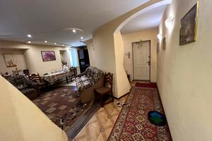 квартира за адресою Космічна вул., 124