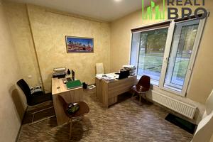 коммерческая по адресу Курчатова, 1