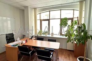 комерційна за адресою Олеся Гончара вул., 41