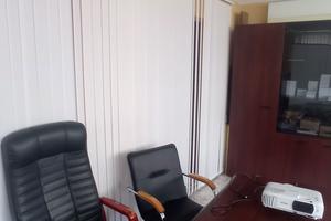 комерційна за адресою В'ячеслава Чорновола вул., 25