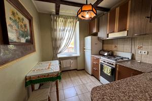 квартира за адресою Максима Залізняка вул., 20