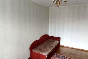 квартира за адресою Миколи Карнаухова вул. (Мірющенка), 40