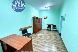 комерційна за адресою Машинобудівників, 4А