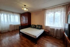 квартира за адресою Героїв України просп. (Героїв Сталінграду), 75б