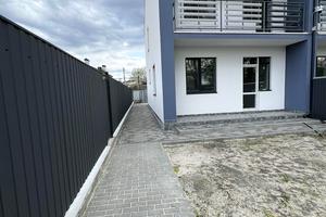 будинок за адресою Молодіжна вул.