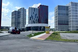 комерційна за адресою вул. Всеволода Змієнка, 21а