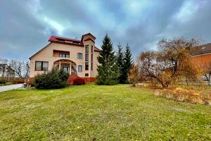 будинок за адресою с. Лісові Гринівці, СЛОВ'ЯНСЬКА, 12