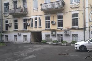 коммерческая по адресу Музейний пер., 8-Б