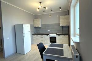 квартира за адресою Харків, Драгоманова вул., 4
