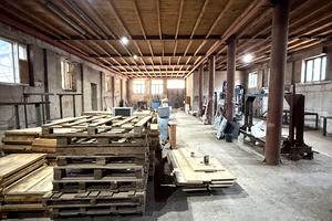коммерческая по адресу Универсальный пер., 7