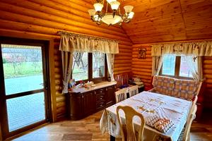 будинок за адресою с. Лісові Гринівці, СЛОВ'ЯНСЬКА, 12
