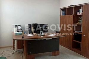 комерційна за адресою Старонаводницька вул., 3