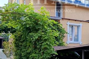 будинок за адресою Продольна 1-а вул.
