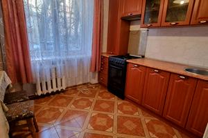 квартира за адресою Віталія Гуляєва вул., 15а