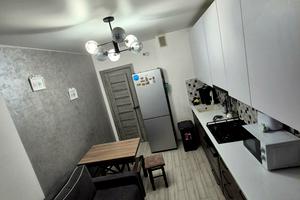 квартира за адресою Хіміків вул., 28