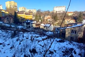ділянка за адресою Міжгірна вул.