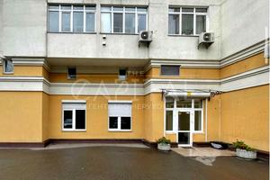 комерційна за адресою Вадима Гетьмана вул., 30