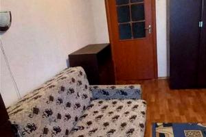 квартира по адресу Строителей ул., 8
