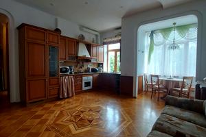 квартира по адресу Авиаконструктора Антонова ул., 2/32
