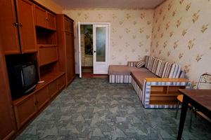 квартира за адресою вул. Озерна, 15
