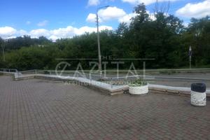 коммерческая по адресу Лукьяновская ул., 1