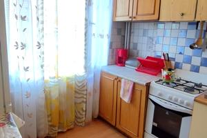 квартира за адресою Івана Мазепи просп. (Петровського), 50-А