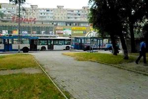 комерційна за адресою Героїв просп., 12