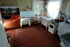 будинок за адресою Юності