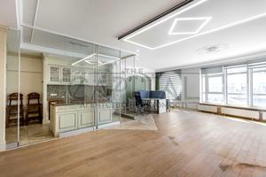 комерційна за адресою Кловський узвіз (Кловський), 7a