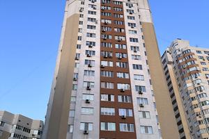 квартира за адресою Василя Симоненка вул., 2