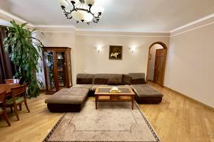 квартира за адресою Бульварно-Кудрявська вул. (Воровського), 11-А