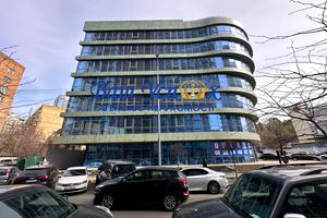 комерційна за адресою Академіка Філатова вул., 5