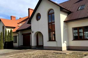 дом по адресу Лесі Українки, 68