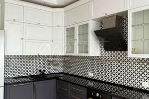 комерційна за адресою Кловський узвіз (Кловський), 7a
