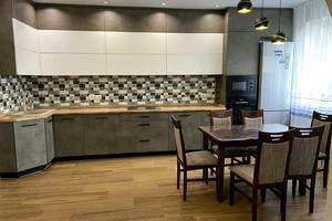 квартира за адресою Академіка Сахарова вул., 3
