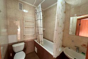 квартира за адресою Зарічанська вул., 11