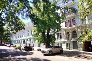 квартира за адресою Кінна вул., 13
