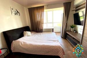 квартира за адресою Героїв просп., 32