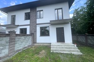 дом по адресу Ровно, Соборная ул., 392