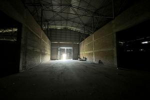 коммерческая по адресу Центральна, 8