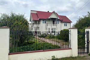 дом по адресу Рідна вул.