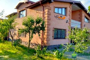 будинок за адресою Нова