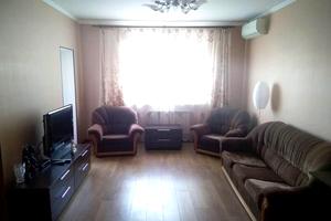 квартира за адресою Срібнокільська вул.