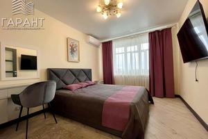 квартира за адресою Михайла Лушпи просп., 38