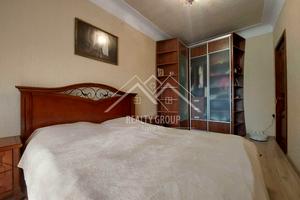 квартира за адресою Н'ютона, 28