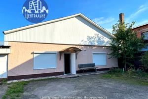 комерційна за адресою Машинобудівників, 4А