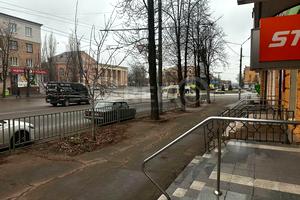 комерційна за адресою Володимира Великого пл. (Олександра Поля), 3