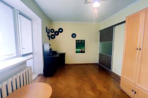 квартира за адресою Варшавська вул., 33