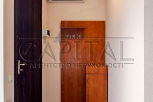 коммерческая по адресу Киев, Португальська ул., 4а